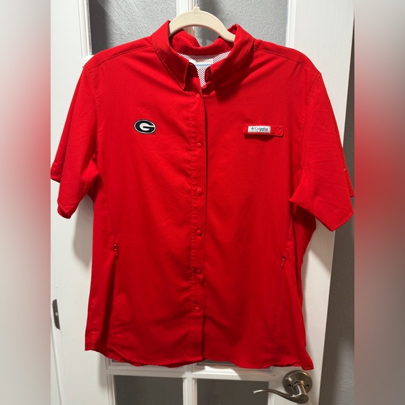 Columbia Tops - Women’s NCAA Georgia Bulldogs Collegiate Tamiami Shirt